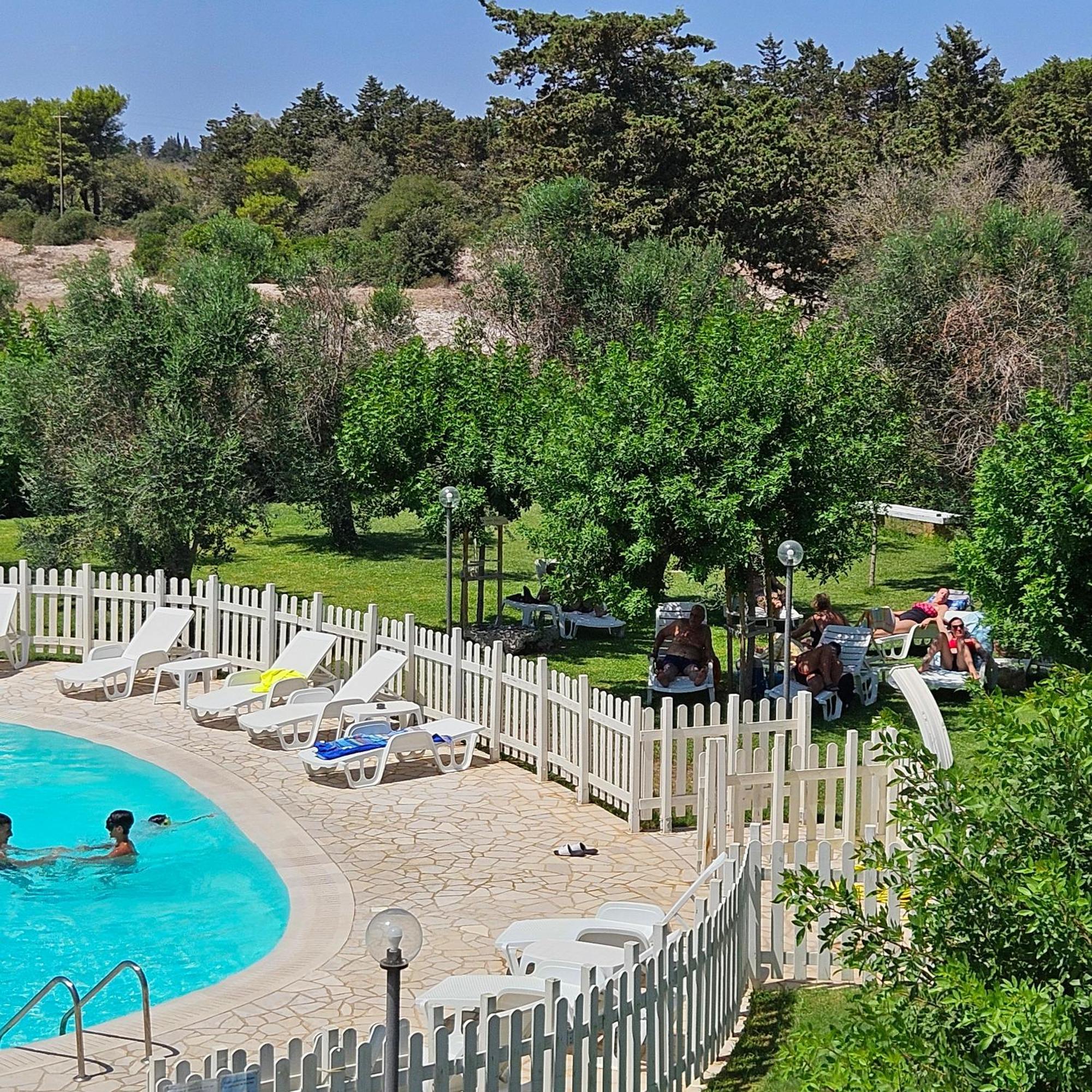 Agriturismo La Rondine Otranto Ngoại thất bức ảnh